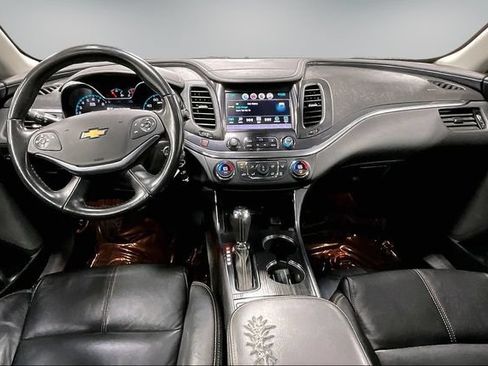 Used 2016 Chevrolet Impala LT w/ Leather Package FWD image 8