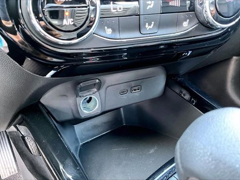 Used 2025 Chevrolet Trax RS w/ Driver Confidence Package FWD image 23
