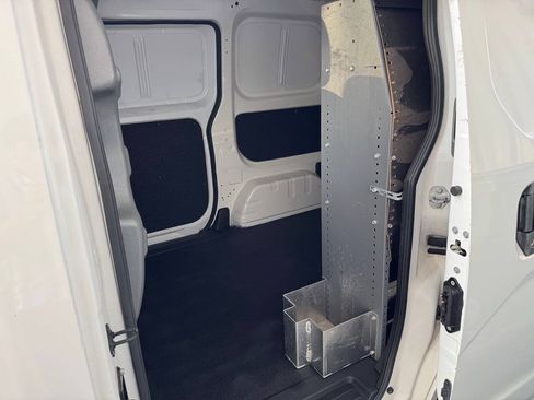 Used 2019 Nissan NV200 SV w/ Navigation Package FWD image 9