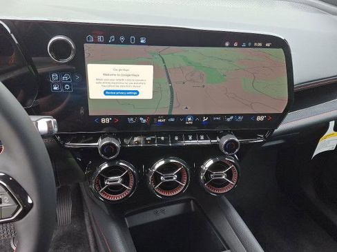 New 2025 Chevrolet Blazer EV RS image 8