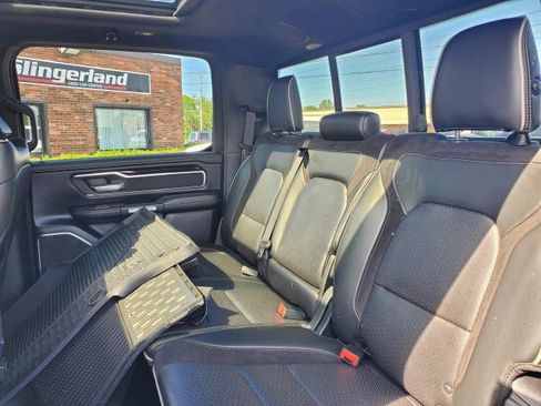 Used 2019 RAM 1500 Laramie AWD/4WD image 26
