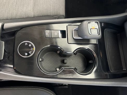 Used 2021 Nissan Rogue SV AWD/4WD image 22