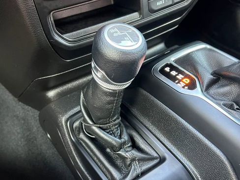 Used 2022 Jeep Wrangler Unlimited Sport AWD/4WD image 26