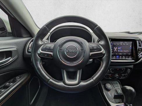 Used 2018 Jeep Compass Limited w/ Navigation Group image 10