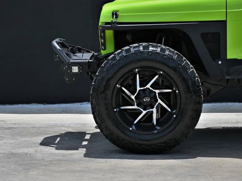 Used 2002 Jeep Wrangler X image 10