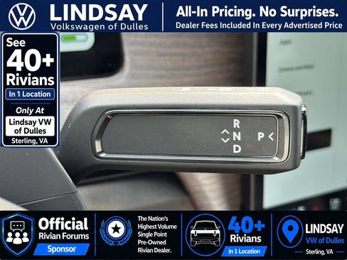 Used 2025 Rivian R1T Premium AWD/4WD image 19