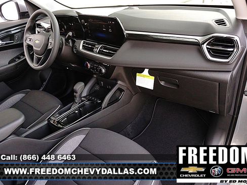 New 2026 Chevrolet TrailBlazer LT w/ Driver Confidence Package FWD image 12