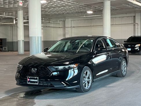 Used 2024 Honda Accord EX image 4