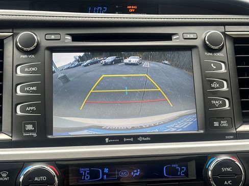 Used 2019 Toyota Highlander Limited image 19