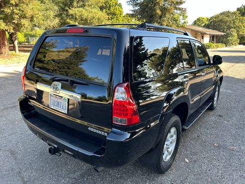 Used 2006 Toyota 4Runner SR5 RWD image 16