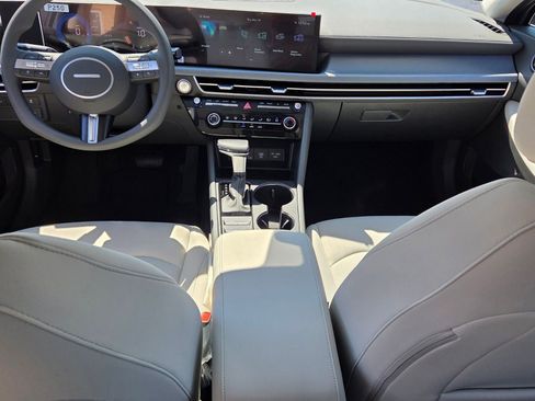 New 2026 Hyundai Sonata SE FWD image 8