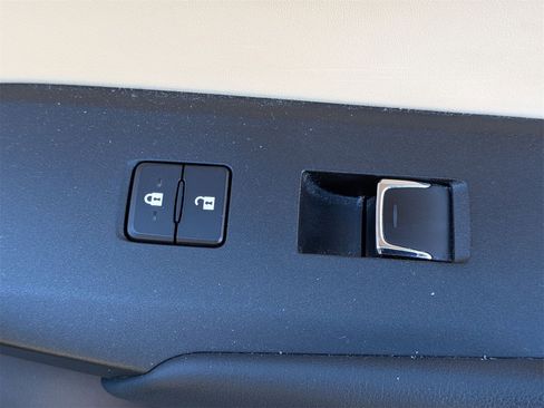 Used 2018 Lexus NX 300 FWD image 36