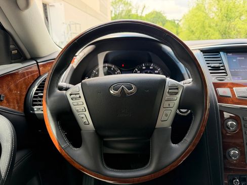 Used 2015 INFINITI QX80 2WD w/ Deluxe Technology Package image 10