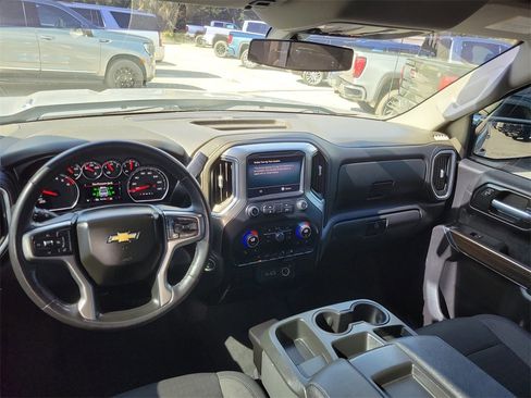 Used 2021 Chevrolet Silverado 1500 LT image 35