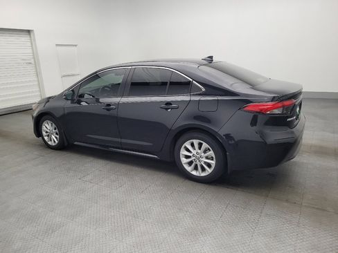 Used 2022 Toyota Corolla XLE w/ Advanced Lighting Package image 3