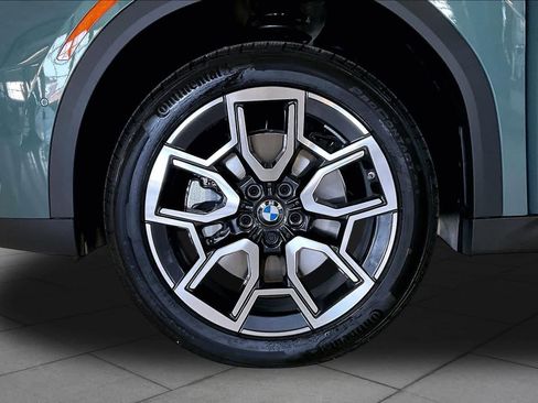 New 2026 BMW X2 xDrive28i w/ Technology Package AWD/4WD image 11