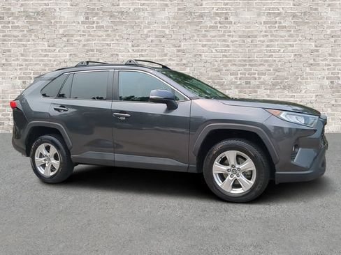 Used 2021 Toyota RAV4 XLE w/ Convenience Package AWD/4WD image 1