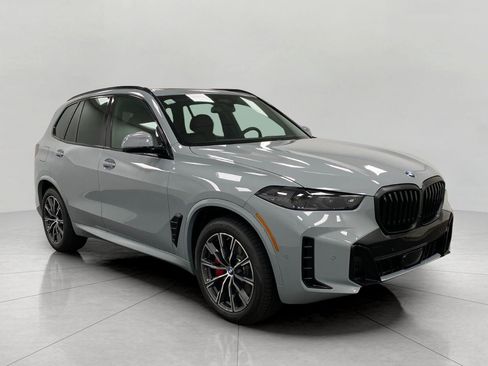 New 2026 BMW X5 xDrive40i w/ M Sport Package AWD/4WD image 1
