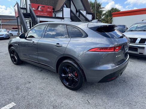 Used 2019 Jaguar F-PACE S image 2