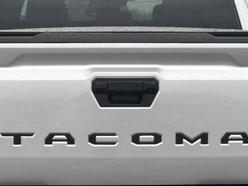 Used 2025 Toyota Tacoma SR image 24