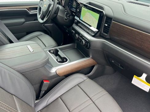 New 2026 Chevrolet Silverado 3500 High Country w/ High Country Premium Package AWD/4WD image 12