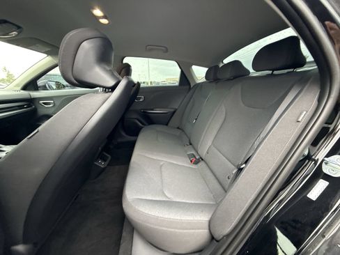 Used 2025 Kia K4 FWD image 21