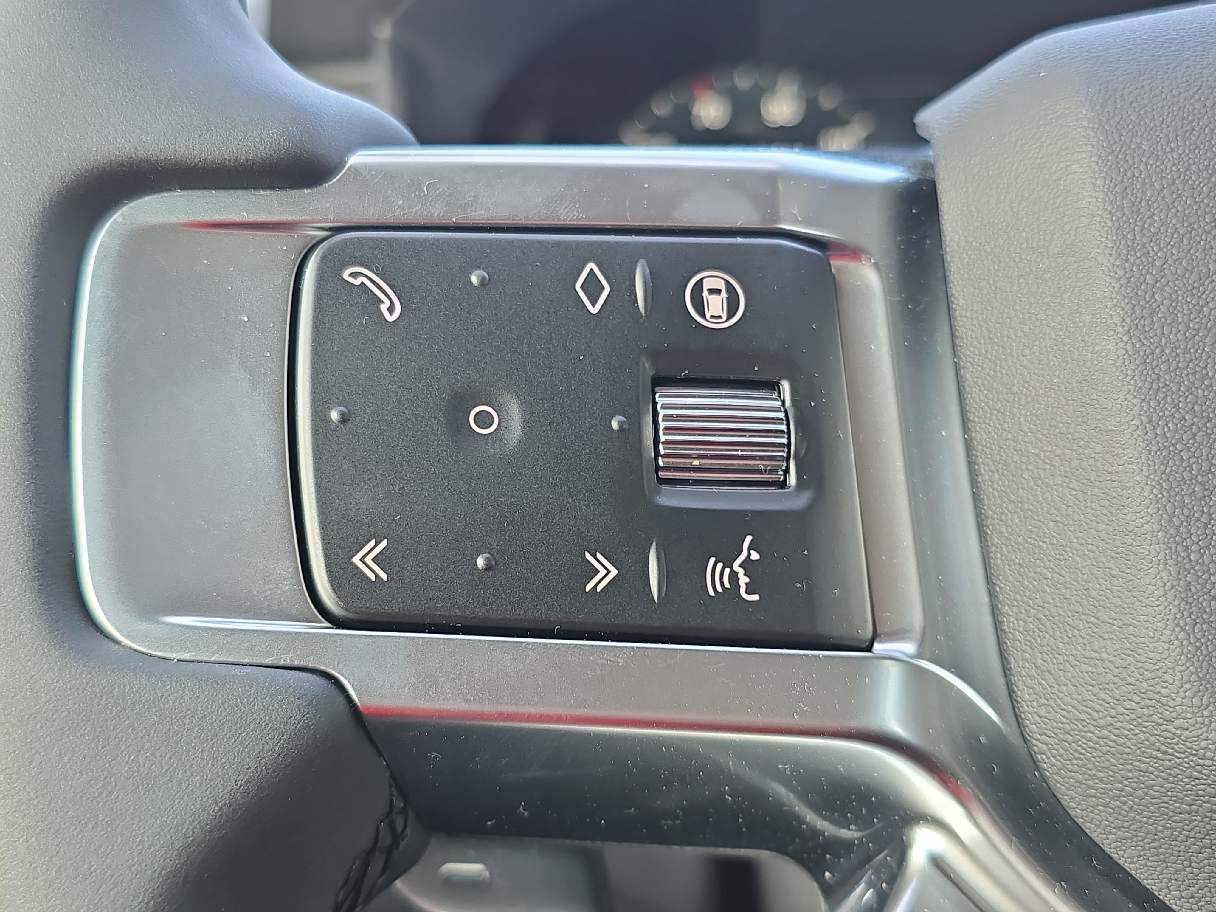 New 2026 Land Rover Discovery Limited Edition AWD/4WD image 17