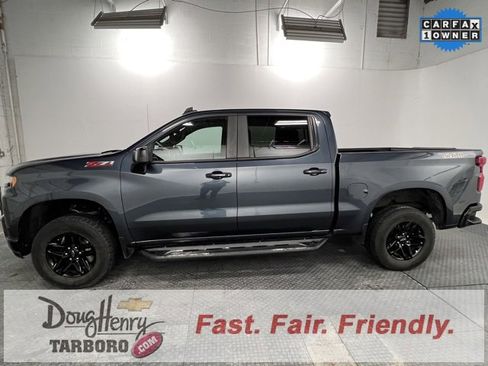 Used 2019 Chevrolet Silverado 1500 LT Trail Boss image 2