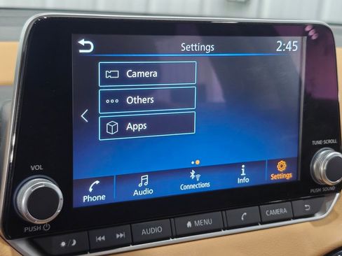 Used 2025 Nissan Sentra SV w/ SV Premium Package FWD image 34
