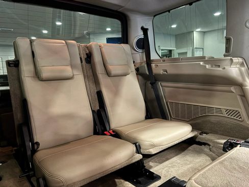 Used 2016 Land Rover LR4 HSE AWD/4WD image 19