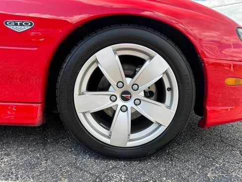 Used 2004 Pontiac GTO RWD image 16