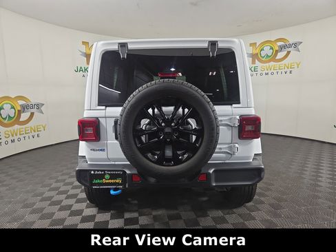 Certified 2024 Jeep Wrangler Unlimited Sahara w/ Safety Group AWD/4WD image 9