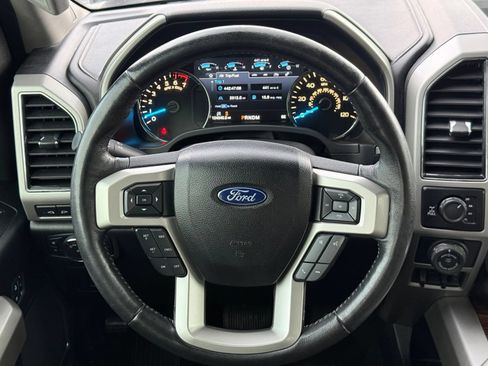 Used 2017 Ford F150 Lariat w/ Equipment Group 501A Mid AWD/4WD image 31