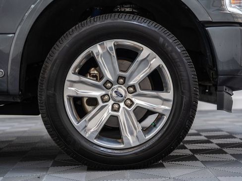 Used 2019 Ford F150 Platinum w/ Equipment Group 701A Luxury AWD/4WD image 22