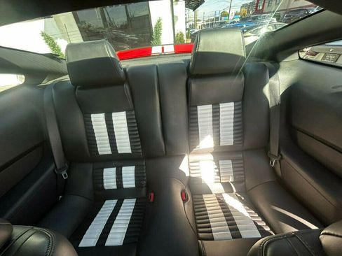 Used 2011 Ford Mustang Shelby GT500 w/ SVT Performance Pkg image 16