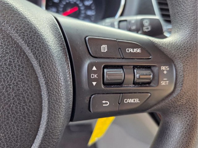 Used 2020 Kia Sedona LX FWD image 29