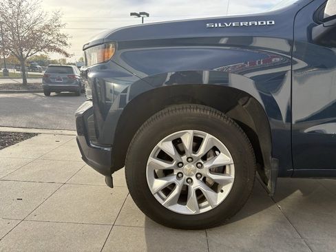 Used 2021 Chevrolet Silverado 1500 Custom w/ Safety Confidence Package image 11