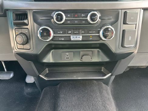 Used 2025 Ford F150 XLT w/ Equipment Group 301A Standard AWD/4WD image 17