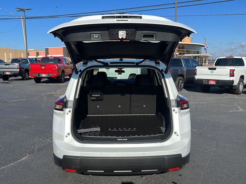 New 2026 Nissan Rogue SV image 11