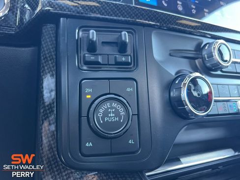 New 2025 Ford F150 Lariat w/ Equipment Group 502A High image 22