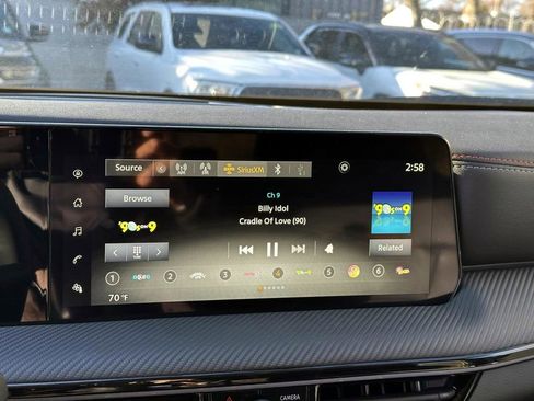 Certified 2025 Nissan Kicks SR w/ Illumination Package image 27