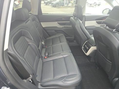 Certified 2024 Lincoln Nautilus Reserve w/ Equipment Group 202A image 24