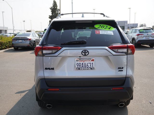 Used 2024 Toyota RAV4 XLE Premium w/ Weather Package AWD/4WD image 9