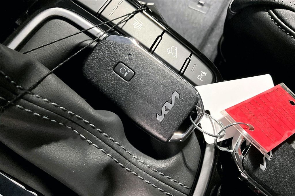 New 2026 Kia Seltos SX AWD/4WD image 23