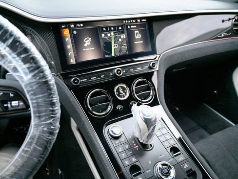 Used 2025 Bentley Continental GT Speed image 30
