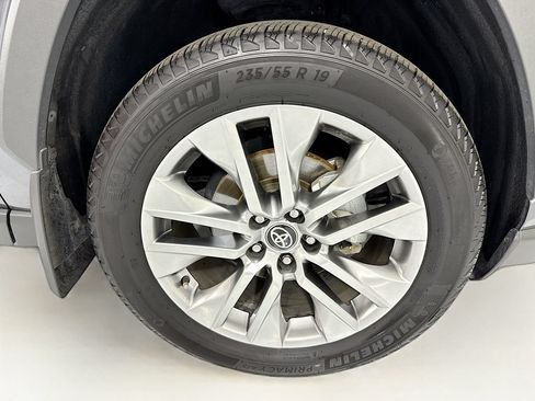 Used 2022 Toyota RAV4 Limited AWD/4WD image 32