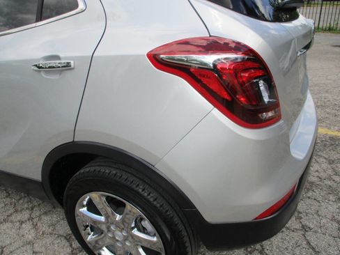 Used 2019 Buick Encore Essence w/ Experience Buick Package AWD/4WD image 16