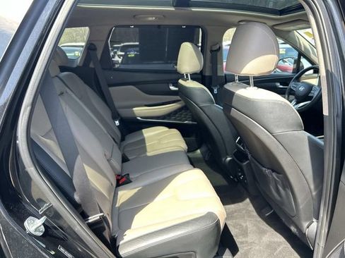 Used 2020 Hyundai Santa Fe Limited AWD/4WD image 16