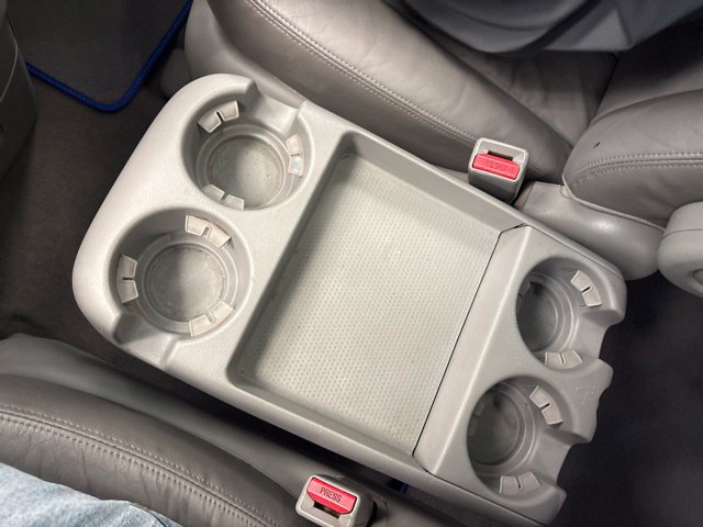 Used 2007 Kia Sedona EX w/ Luxury Pkg FWD image 42
