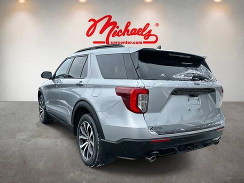 Used 2023 Ford Explorer ST-Line w/ Class IV Trailer Tow Package AWD/4WD image 4